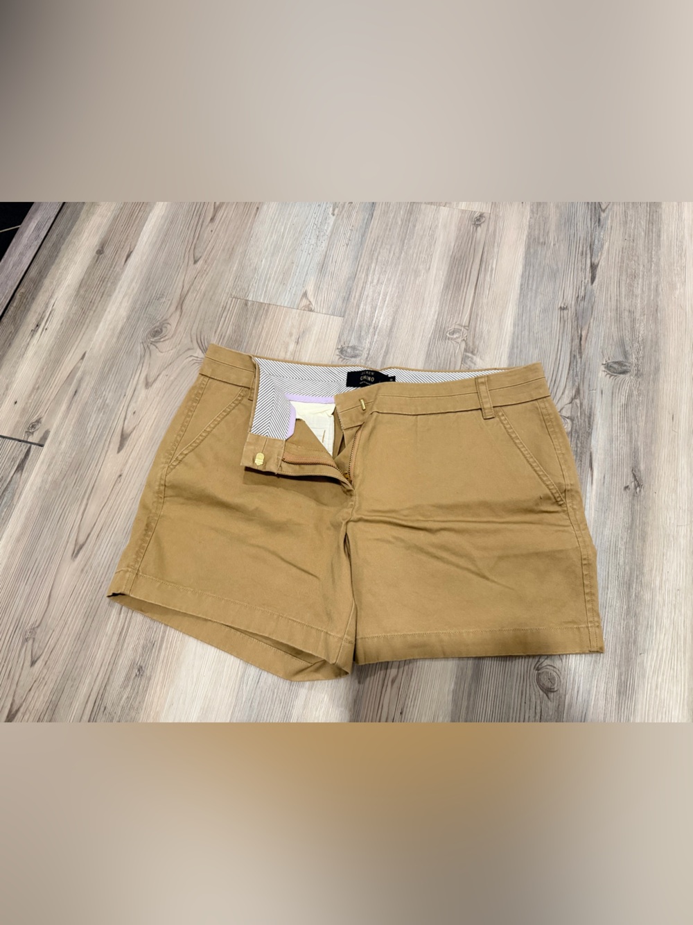 Women’s J Crew - 3.5 in Classic Chino Shorts